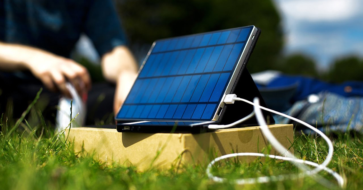 ТОП 10: Рейтинг лучших портативных солнечных батарей 2024 года