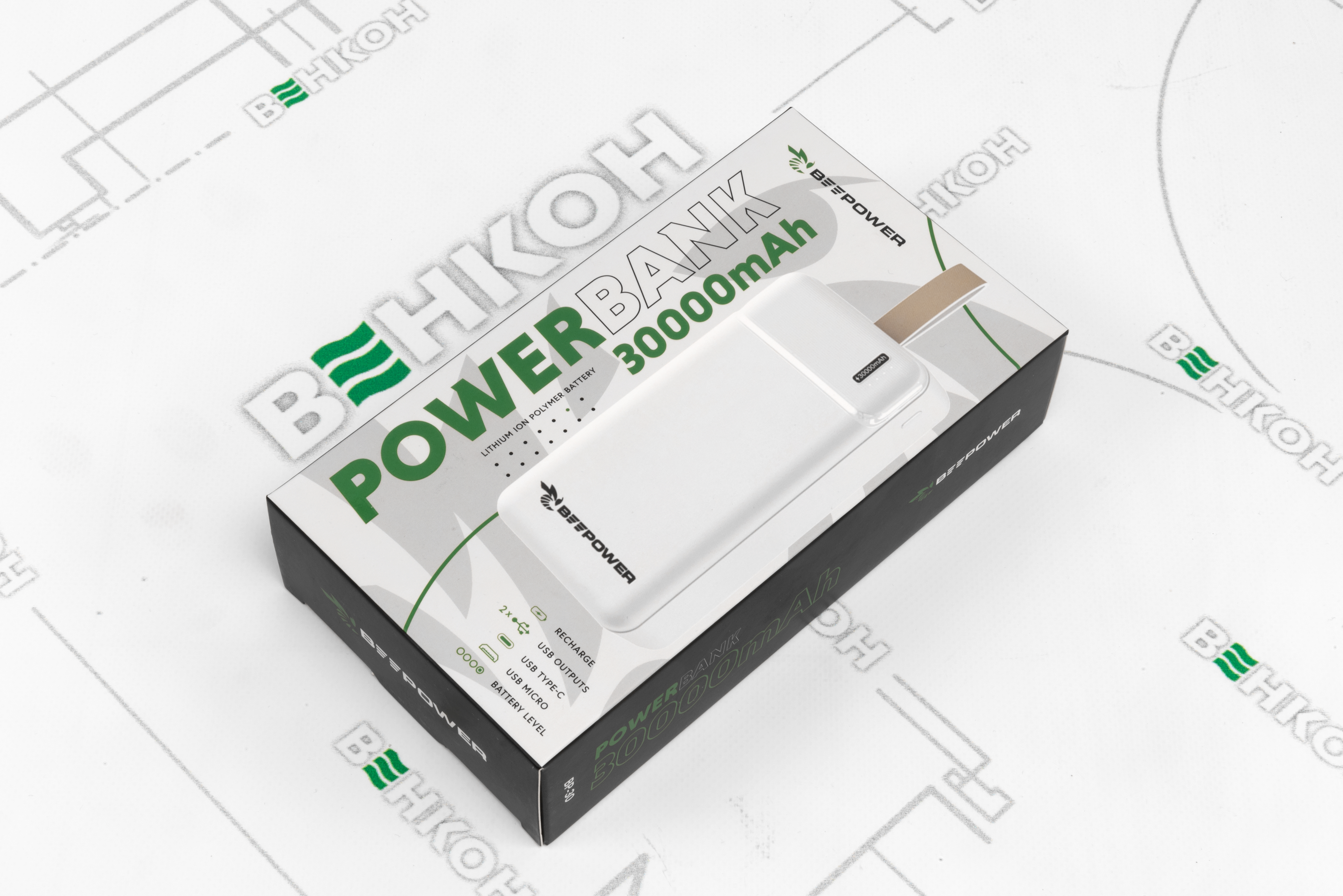 обзор товара Повербанк BeePower Power Bank- BP-30 30000mAh 2.1A 2xUSB White (BP-30W) - фотография 12