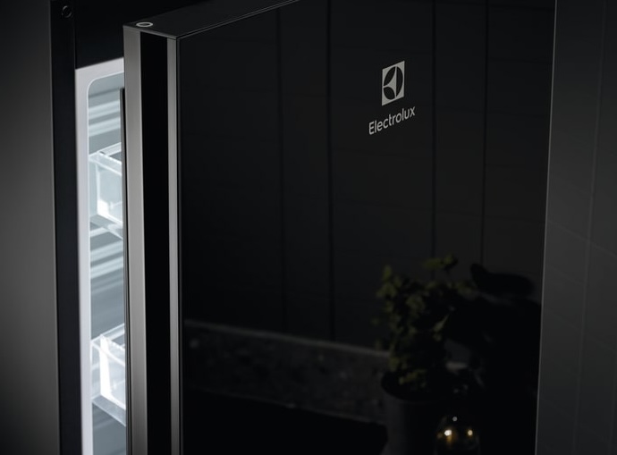 Холодильник Electrolux RNT7ME34K1 зовнішній вигляд - фото 9