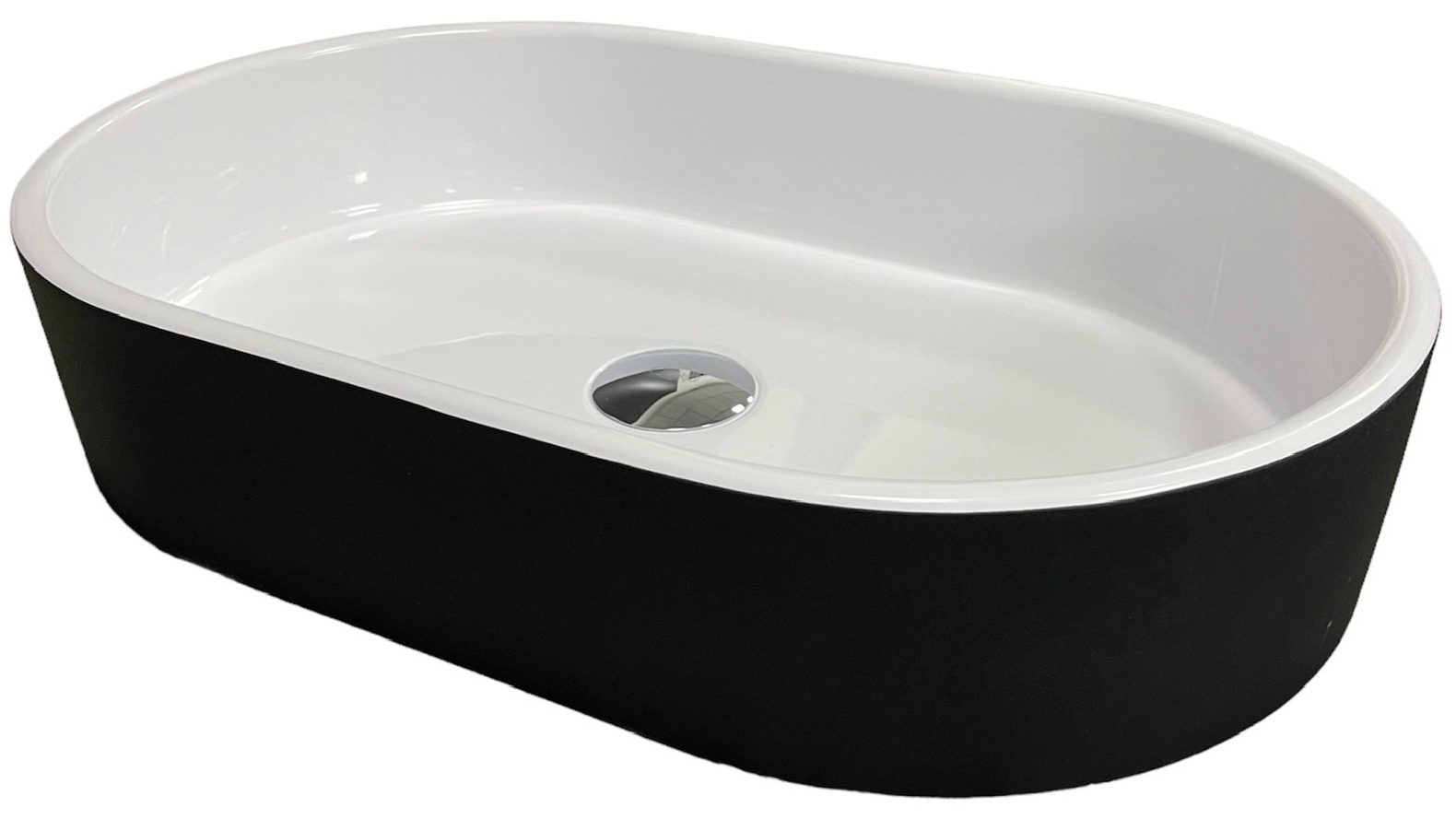 Adamant Beste 540x350 B&W